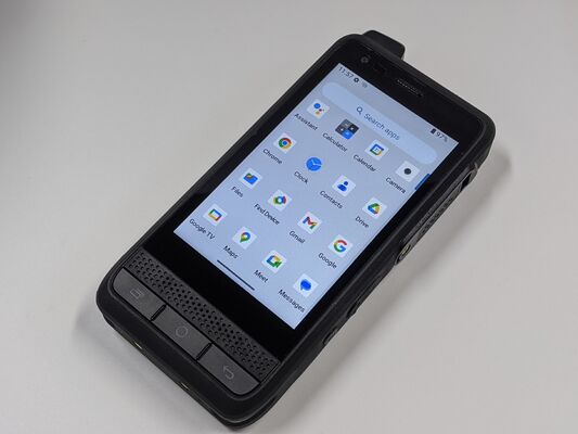 좋은 가격 안드로이드 15 OS, 4350mAh 배터리, IP68/IP69K 등급의 견고한 사용을 위한 워키토키 유선 전화기 온라인으로